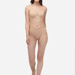 Soie Pack Of 2 Full Coverage Seamless Non Padded Minimizer Bra With T-shirt image 3