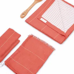 Doctor Towels Red & White 4 Pieces Striped Aloevera Double Cloth 350 GSM Towel Set-15