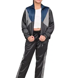 BAESD GirlsTracksuit-49