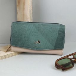 Metro Women Textured Three Fold Wallet-24