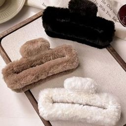 DN ENTERPRISES Women Set of 3 Fur Claw Clip-15