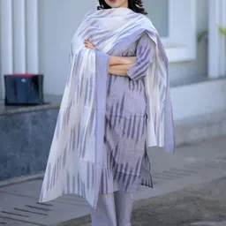DIVASTRI Women Printed Regular Kurta & Trousers & Dupatta-picture-14