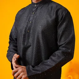 SOJANYA Men Embroidered Regular Thread Work Kurta with Pyjamas image 5