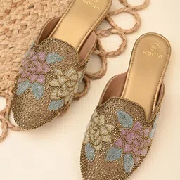 Rocia Women Ethnic Mojaris with Embroidered Flats-picture-40