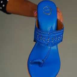 Dhaga Women Perforations Sneakers-picture-16