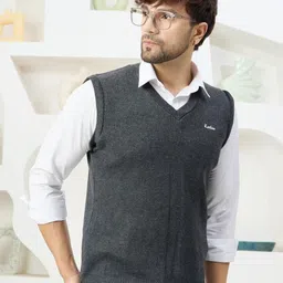 Kveto style redefined Men Sweater Vest-picture-42