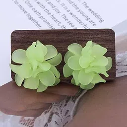 VAGHBHATT Rhodium-Plated Floral Shaped Studs-49