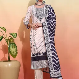 House of Pataudi  House of Pataudi Ethnic Motif Embroidered Kurta & Trouser With Dupatta-picture-10