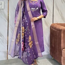 NavlikFloral Embroidered Beads And Stones Straight Kurta With Trousers And Dupatta-44