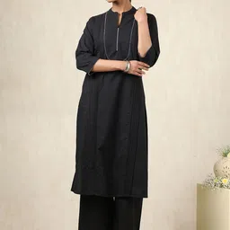 Soch Yoke Design Mandarin Collar Beads and Stones Straight Kurta With Trousers-12