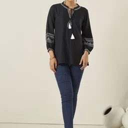 Anouk Black Embroidered Thread Work Tie-Up Neck Liva Straight Kurta-picture-10