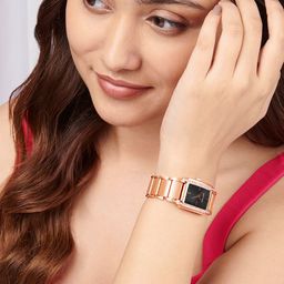 JOKER & WITCH Women Dial & Bracelet Style Straps Analogue Watch AMWW886 image 3