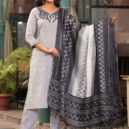 The Hope Women Floral Embroidered Regular-53