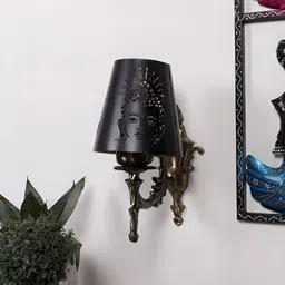 Aura Gold-Toned & Black Textured Metal Traditional Frustum Shaped Wall Lamp-26
