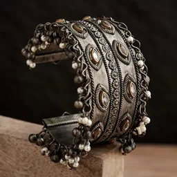 ATIBELLE Silver-Plated Ghunghroo and Beads-Studded Oxidised Bangle-97