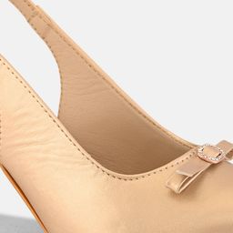 Elevato Basics Women Pointed Toe Party Block Mules image 3