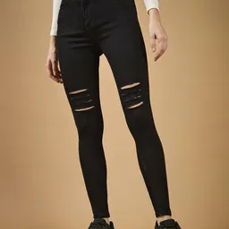 DOLCE CRUDO Women Slim Fit High-Rise Mildly Distressed Stretchable Jeans-image-77