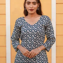 GO BOUJEE Printed Tunic With Palazzo Co-Ords image 2