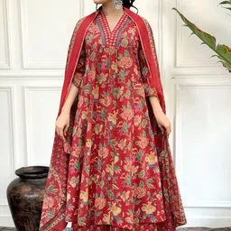 GoSriKi Women Floral Printed Regular Kurta with Palazzos & With Dupatta-44