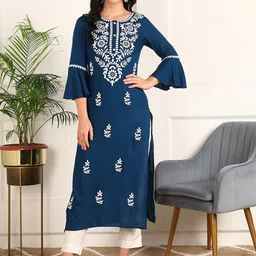 Kapad Dwar Women Geometric Embroidered Thread Work Kurta-52