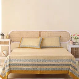 Peepul Tree Mustard & Black Geometric 300 TC King Bedsheet with 2 Pillow Covers-image-91