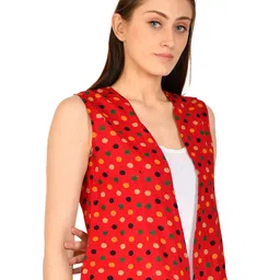 Moda Rapido Polka Dots Printed Sleeveless Open Front Shrug image 3
