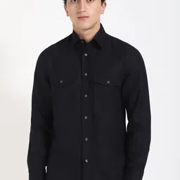 Tommy Hilfiger Men Spread Collar Solid Casual Shirt-image-101