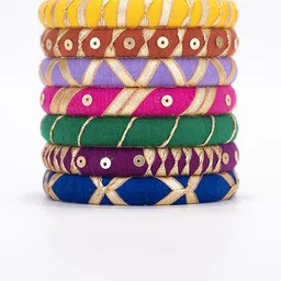 Taasha Craft Set Of 7 Threads Bangles image 5
