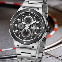 Naviforce Men Dial & Stainless Steel Straps Analogue Chronograph Watch NF8072 S B S-44