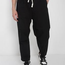 SHOWOFFFF Men Comfort Tapered Fit Low-Rise Pleated Trousers-picture-27