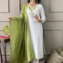 KALINI Embroidered Notch Neck Kurta With Trousers & Dupatta-34