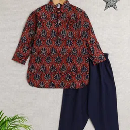 The Magic Wand Boys Floral Printed Pure Cotton Straight Kurta with Pyjamas-picture-49
