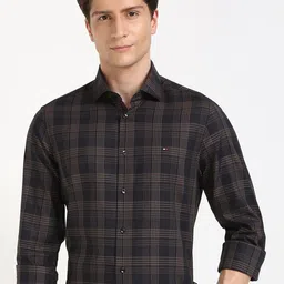 Tommy Hilfiger Men Slim Fit Tartan Checks Opaque Checked Casual Shirt-picture-48