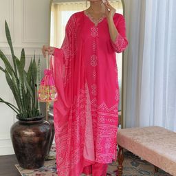 BAPS Bandhani Printed Sequinned V Neck Kurta With Trousers & Dupatta image 4