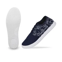 Free Kicks Men Printed Sneakers-image-65