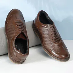 Teakwood Leathers Men Lace-Ups Textured Leather Sneakers-image-28