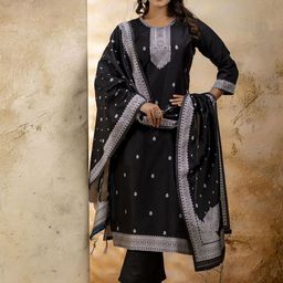 VredeVogel Floral Printed Cotton Blend Straight Kurta With Trousers And Dupatta-picture-39