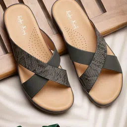 NATSHUZ Printed Wedge Heels-19