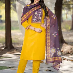 Shriyangan Women Ethnic Motifs Printed Pure Cotton Kurta with Trousers & Dupatta-23