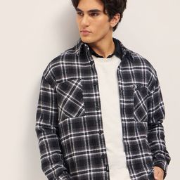 THE BEAR HOUSE Men Spread Collar Tartan Checked Cotton Relaxed Fit Casual Shirt-image-17