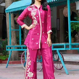 Kaftanize Embroidered Shirt Collar Neck Tunic With Trousers Co-Ords-image-32