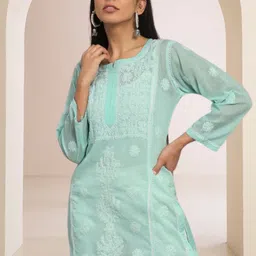 PARAMOUNT CHIKAN Ethnic Motifs Embroidered Chikankari Chikankari Kurti-picture-22