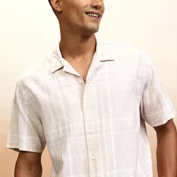 HIGHLANDER Men Cuban Collar Checked Cotton Relaxed Fit Casual Shirt-picture-27