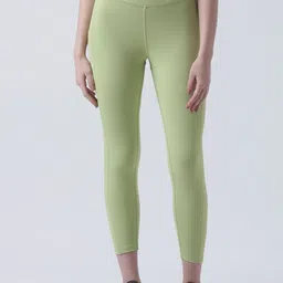 FILA High Rise Ankle Length Tights-21