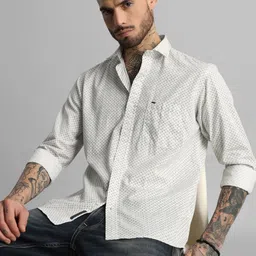 Klub Fox Men Slim Fit Spread Collar Geometric Printed Cotton Casual Shirt-picture-22