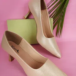 WZAYA Women Textured Pointed Toe Party Kitten Pumps-18