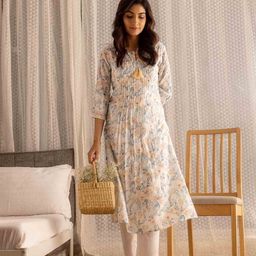 Ode by House of Pataudi Printed Thread Work Linen A Line Kurta with Trousers & Dupatta image 2