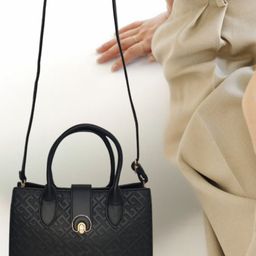 Wenz Geometric Structured Handheld Bag image 3