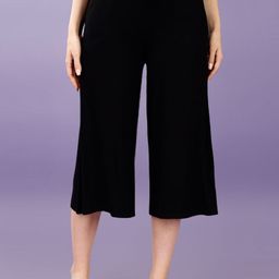 Soie Women Mid Rise Flared 3/4 Length Lounge Culottes with Pockets-image-42