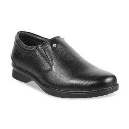 Mochi Men Black Textured Formal Loafers-picture-14